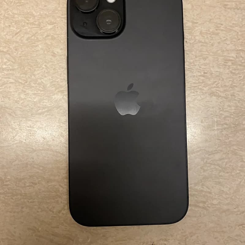 Apple iPhone 15
