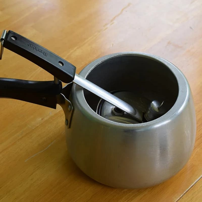 Hawkins Futura Hard Anodized Pressure Cooker